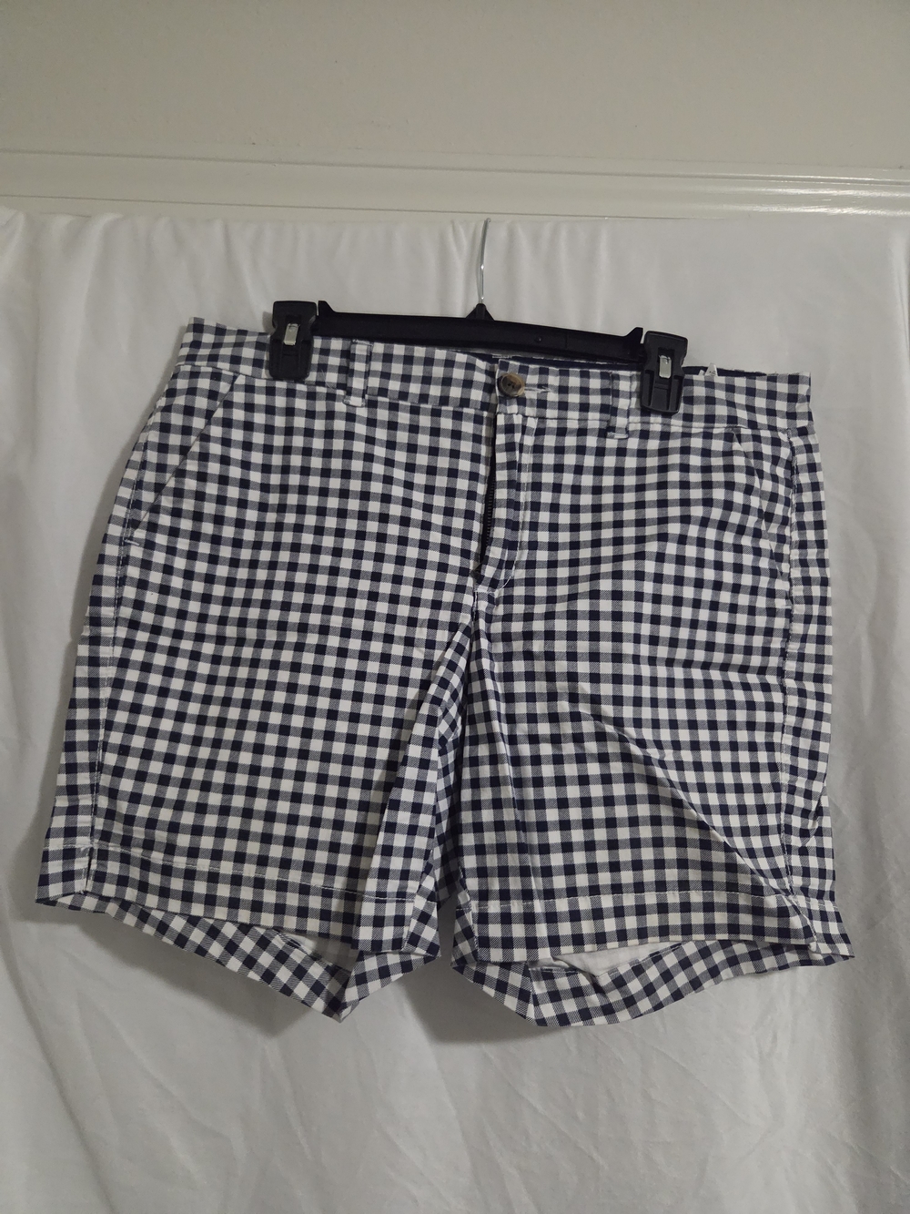 Old Navy Women's Navy & White Gingham Shorts